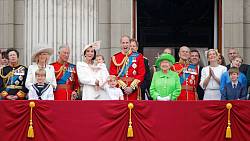Lady Davina Windsor: Něžná kráska, která nesnáší publicitu z celé královské rodiny nejvíce
