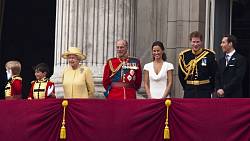 Rodinný průvodce princezny Kate: Rodiče se seznámili u British Airways. Sestra napsala knihu receptů