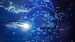 Denní horoskop na 7.5. 2025: Ryby zažijí romantické překvapení a Lvi objeví nové vášně