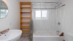 Víte, jak jednoduše vyčistíte sprchový závěs?