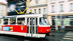 Kolik si vydělá řidič tramvaje v Praze. Ostatní profese blednou závistí