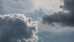 Meteorologové právě změnili předpověď na jaro. Na krásné počasí můžeme zapomenout. V Česku bude zle