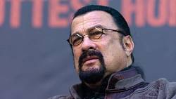 Ve středu zapomeňte na večerku: Na Nova Cinema míří do vysílání nejslavnější akční řežba celých devadesátek