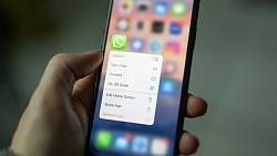 WhatsApp spustil novou funkci. Když si ji zapnete, nikdo vás neokrade