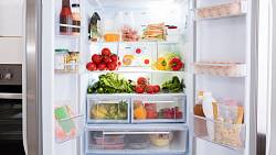 Uklizená lednice je podle Přemka Forejta alfou a omegou veškerého kouzlení v kuchyni