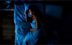 Zajímavosti o spánku – rekordy, spací pozice nebo co jíst před spaním
