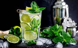 Blíží se sezóna letních drinků: Naučte se namíchat pravé kubánské mojito sami