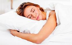 Mokré sny u žen? Vědci zjistili, že orgasmus ve spánku prožívá téměř polovina žen
