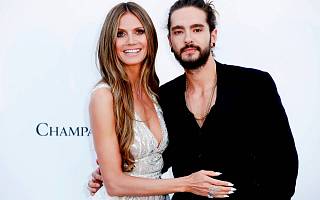 Věk je jen číslo, to ví i osmačtyřicetiletá Heidi Klum, která je vdaná za mladého kytaristu z Tokio Hotel Věk je jen číslo, to ví i osmačtyřicetiletá Heidi Klum, která je vdaná za mladého kytaristu z Tokio Hotel