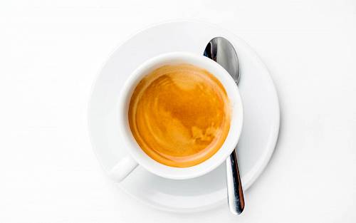 Proc není bílá káva bílá? Proc není bílá káva bílá?