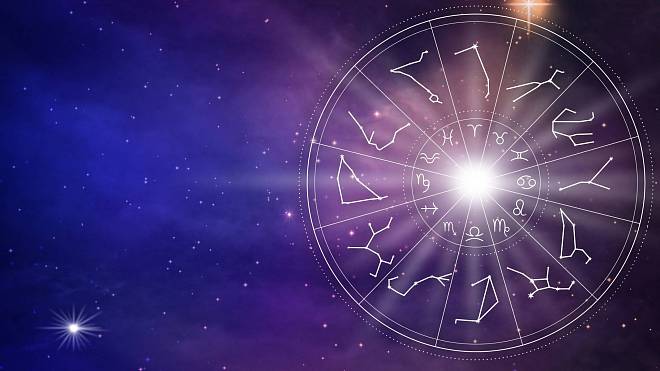 Astrologická mapa roku 2025 ukazuje, jaká témata budou rezonovat v srdcích všech znamení. Horoskop plný emocí a zlomů