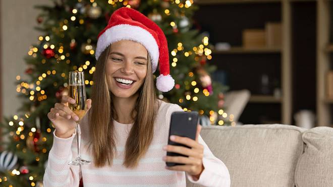 Nejkrásnější novoroční SMS přání: Vykouzlete úsměv na tváři