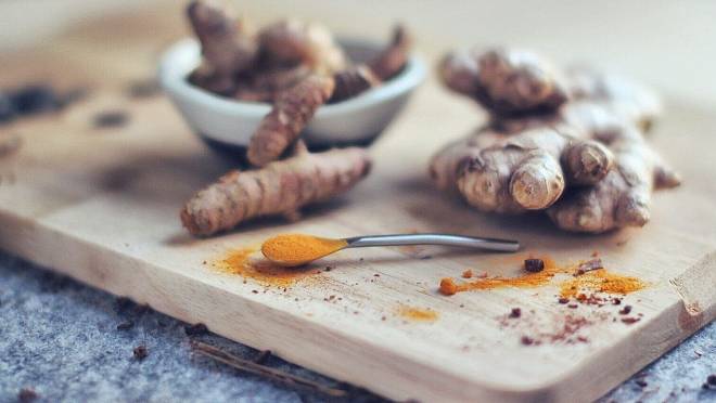 Nejlepší přírodní antibiotikum má ve špajzu úplně každý. Stopne začínající zánět jako červená na semaforu