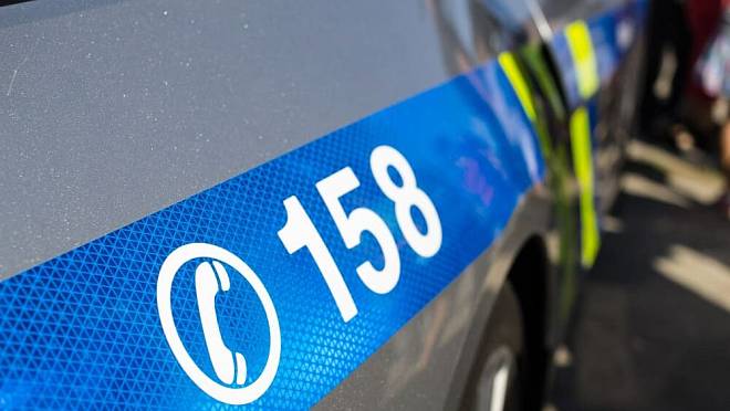Policie varuje před novým trikem zlodějů. Začali využívat popelnice před domem