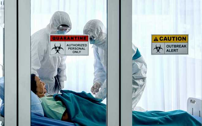 Hospitalizovaných s covidem je více a více, může pomoct polní nemocnice Hospitalizovaných s covidem je více a více, může pomoct polní nemocnice